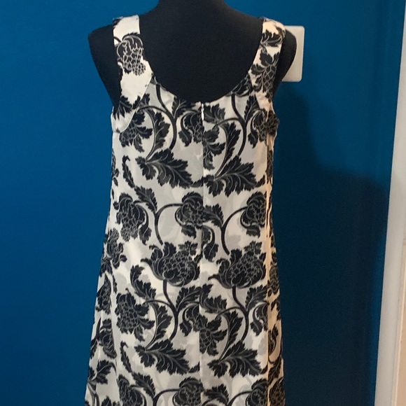 White House black market sun dress - Picture 2 of 7